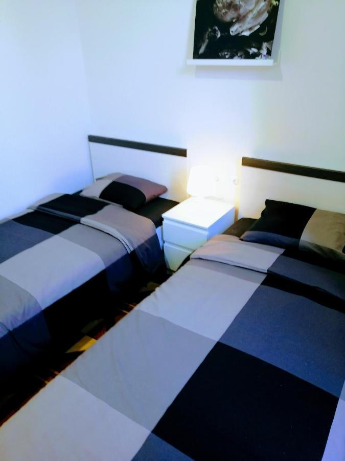 Zpula Center Studio Apartments Exteriér fotografie